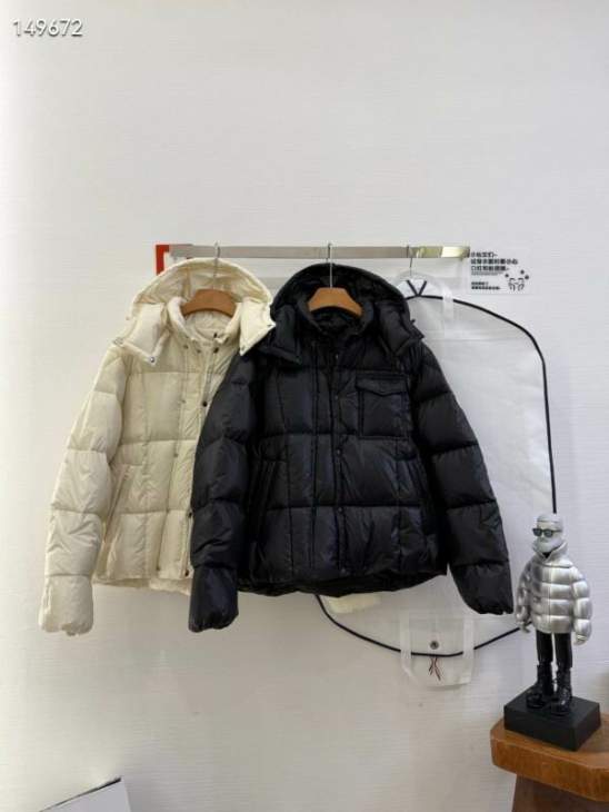 Picture of Moncler Down Jackets _SKUMonclersz1-526yr28136968